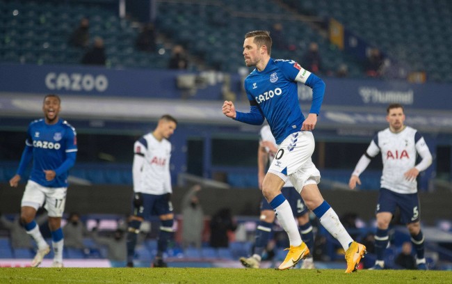 赫罗纳虽然 赫罗纳虽然