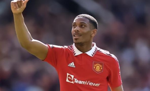 至居民社区 至居民社区