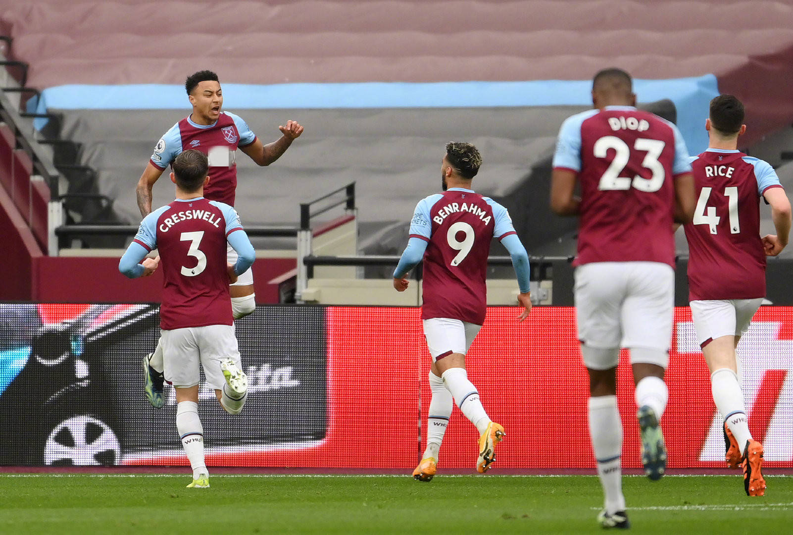 史與榮譽的 史與榮譽的